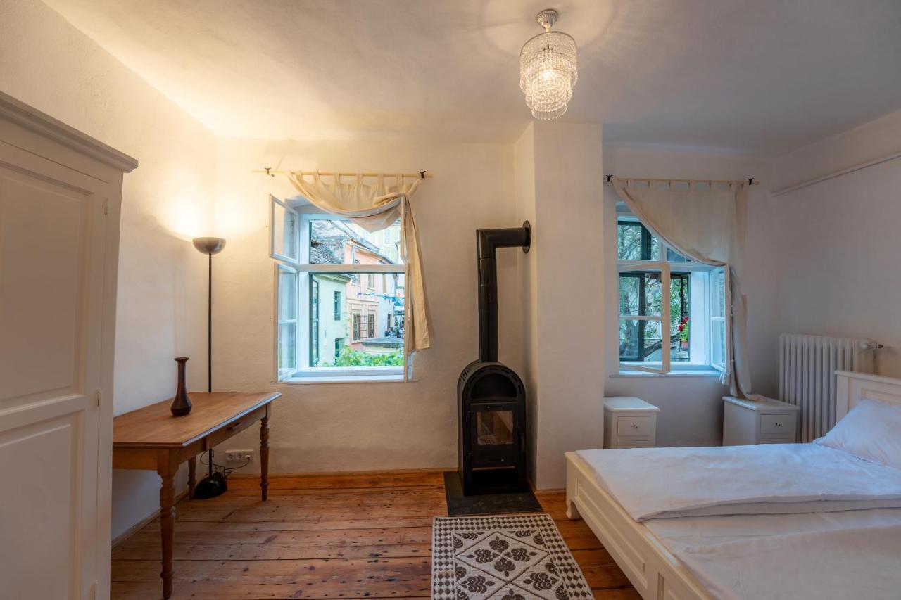 Casa Josef Bacon - La Strada - Aparthotel Sighişoara Exteriör bild